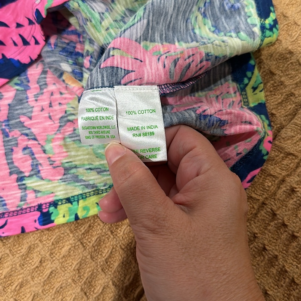 LILLY PULITZER Essie Tank Blouse Top Smocked Indigo All Glow Cotton Wome… - Picture 6 of 7